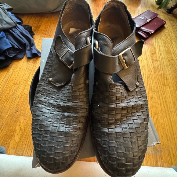 JOHN FLUEVOG - Picture 12 of 14